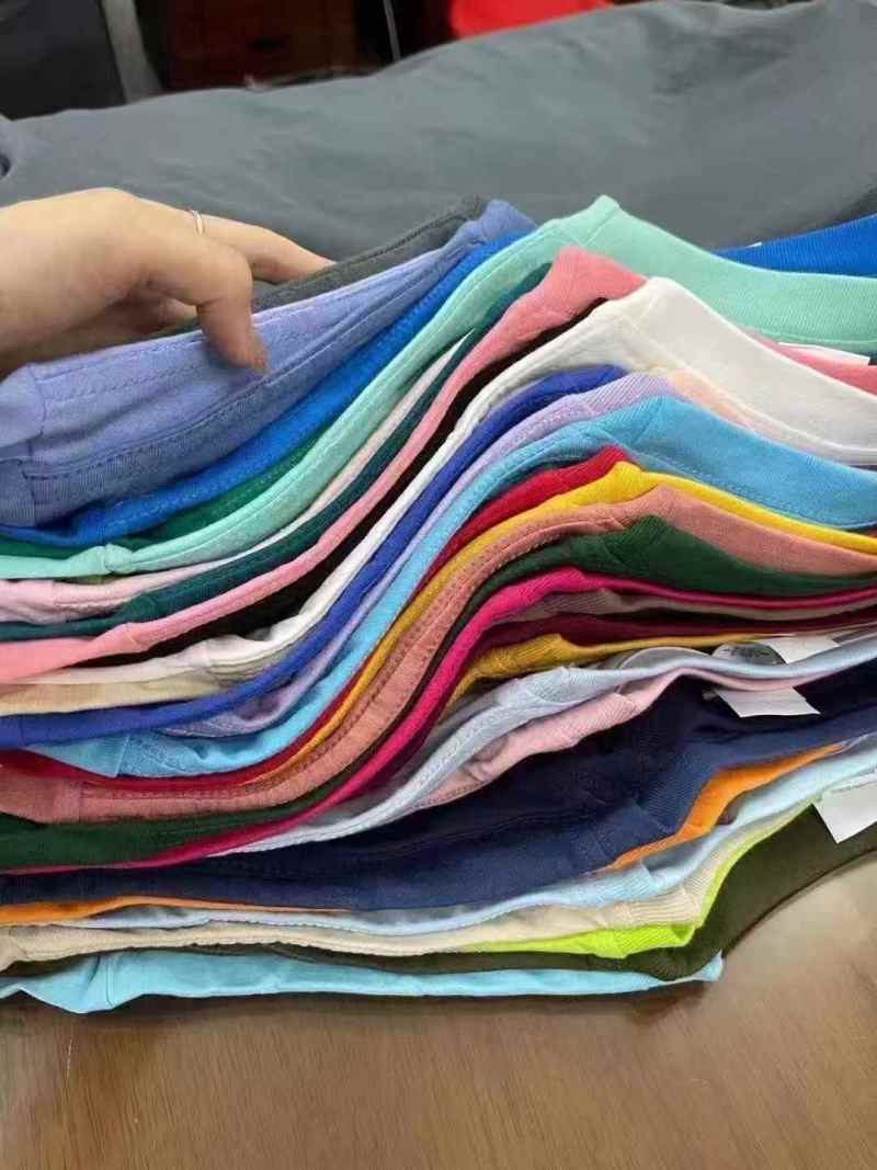 约 5 万件短袖现货，100%纯棉短袖，个位数价格，适合批发零售